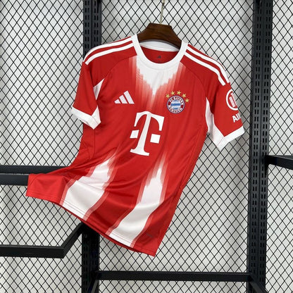 Bayern Munich home 2025/2026