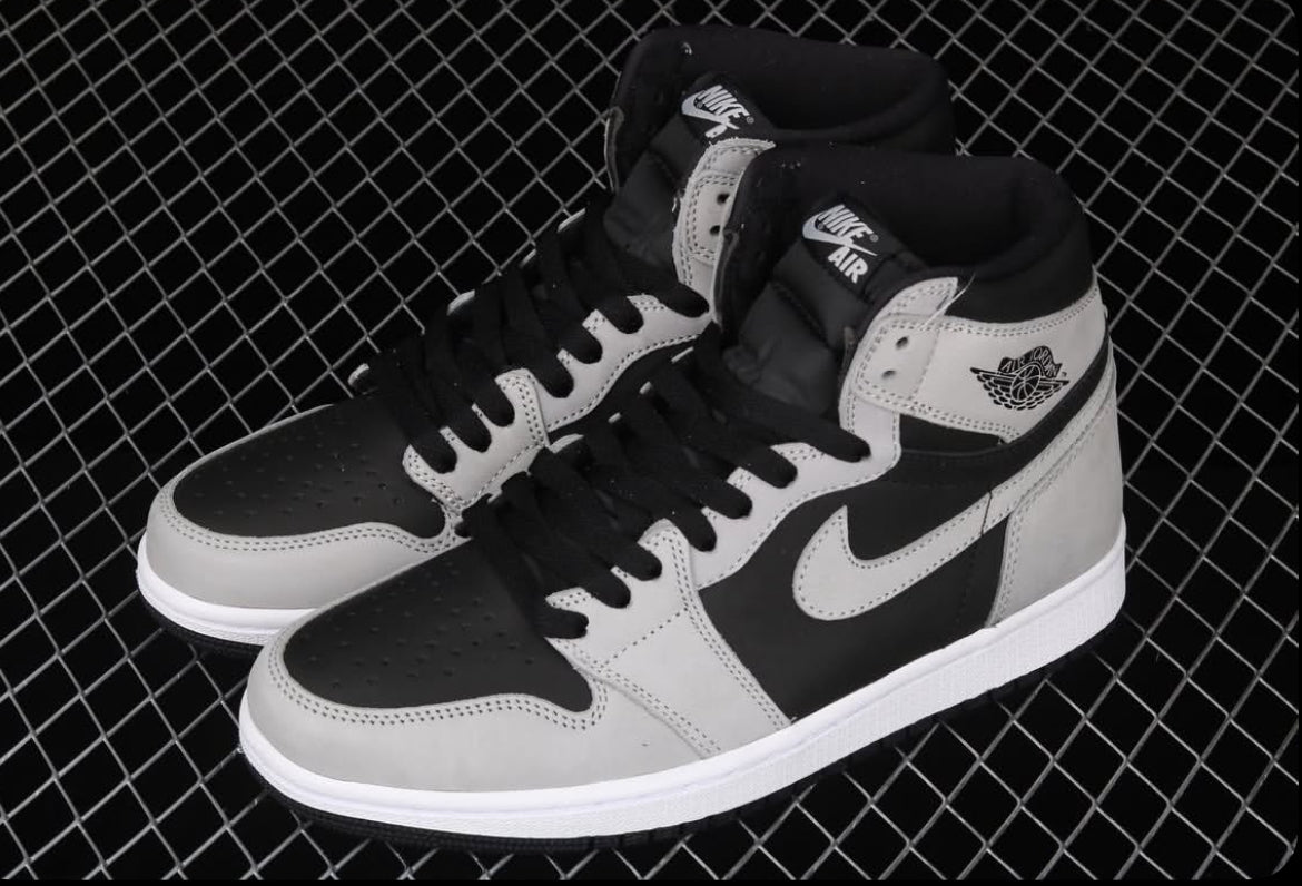 Nike Air Jordan 1 High (SIZE 46)