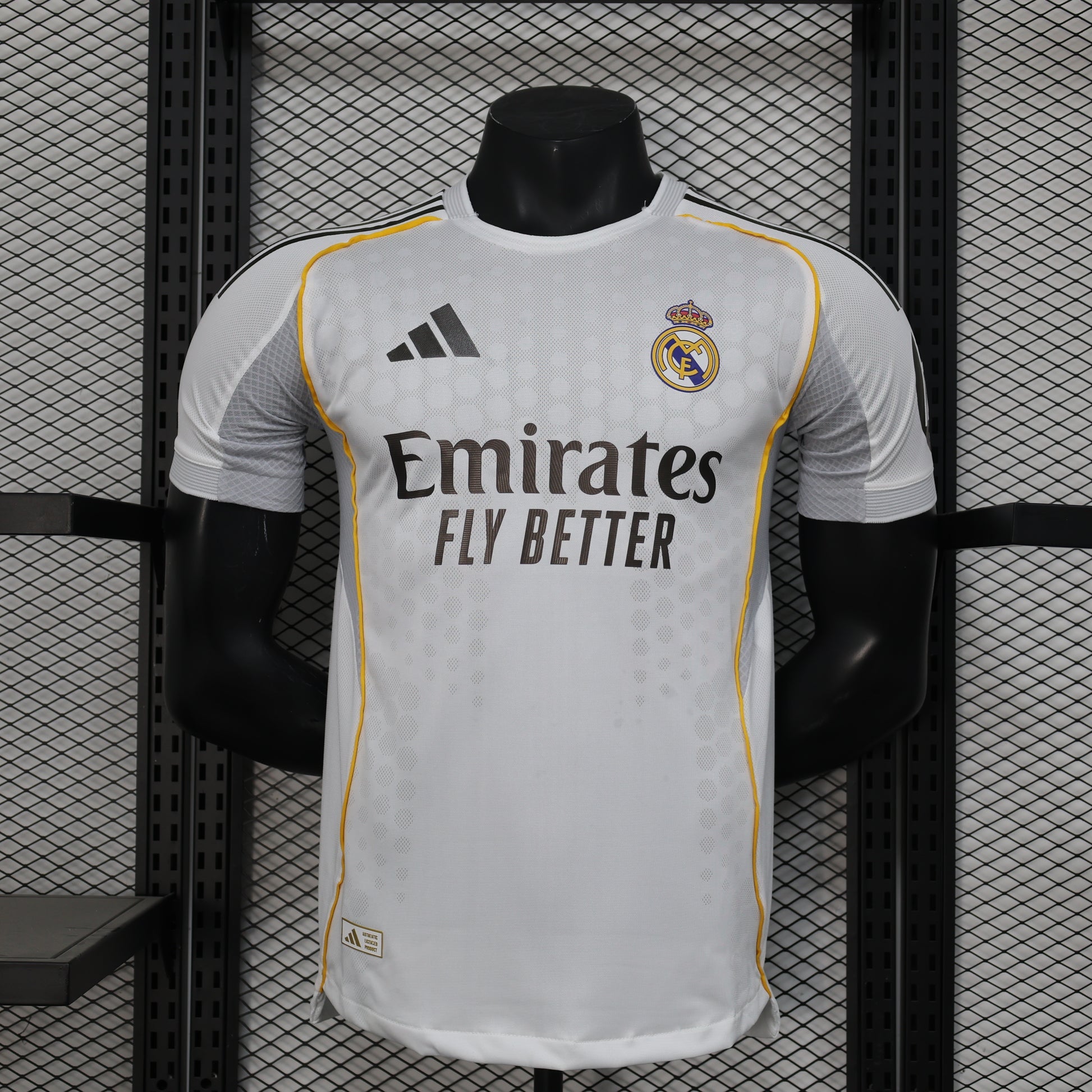 25-26 Real Madrid home player version (SIZE M)