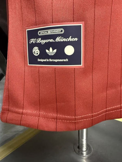 Bayern Munich 25/26 Red retro jersey