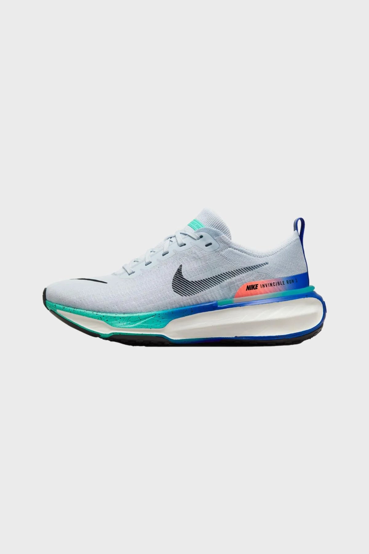 Nike zoomx invicible run ( size 42)