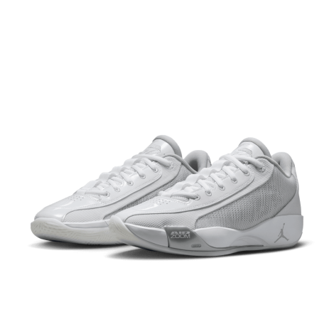 Jordan luka (size 38) stock