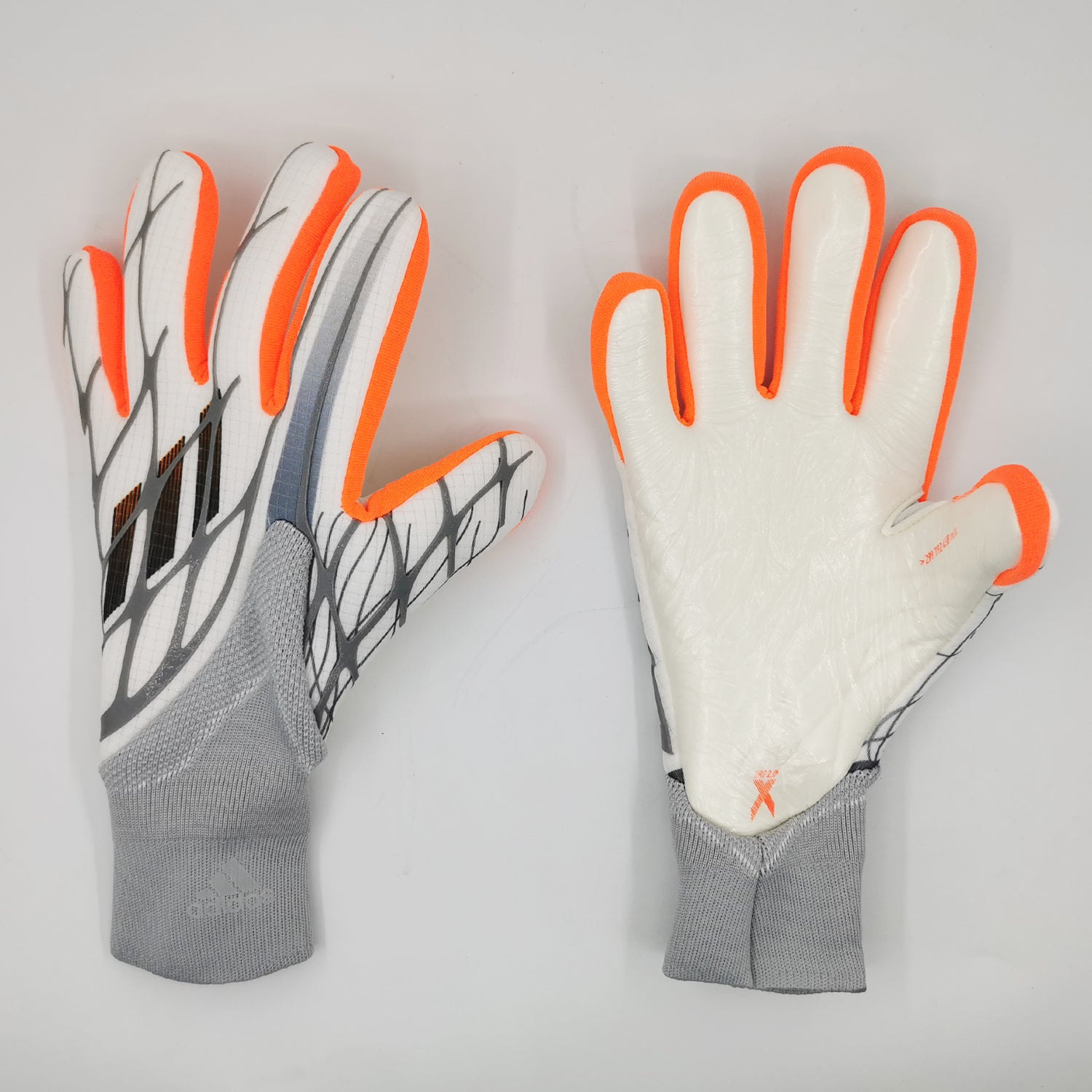 ADIDAS GLOVES