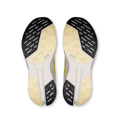 On cloud Cloudsurfer Trail 2