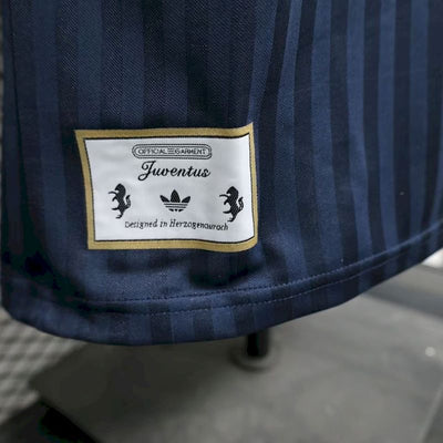 Juventus Terrace Icons Jersey Player Version 25/26 tm