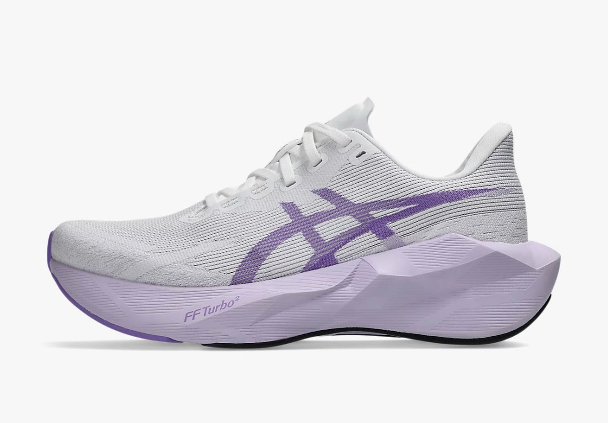 ASICS Novablast 6