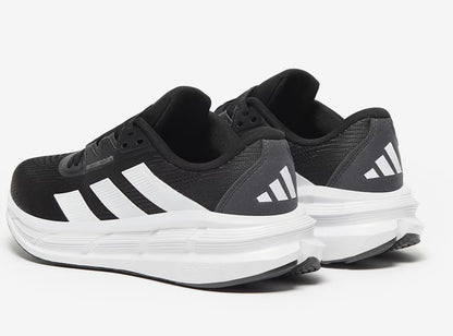 adidas questar 3