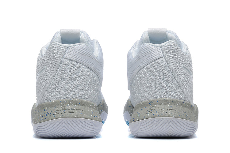 NIKE KYRIE 3 BASKETBALL SHOES