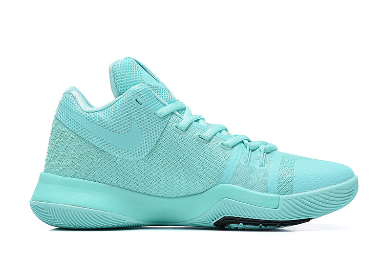 NIKE KYRIE 3 BASKETBALL SHOES