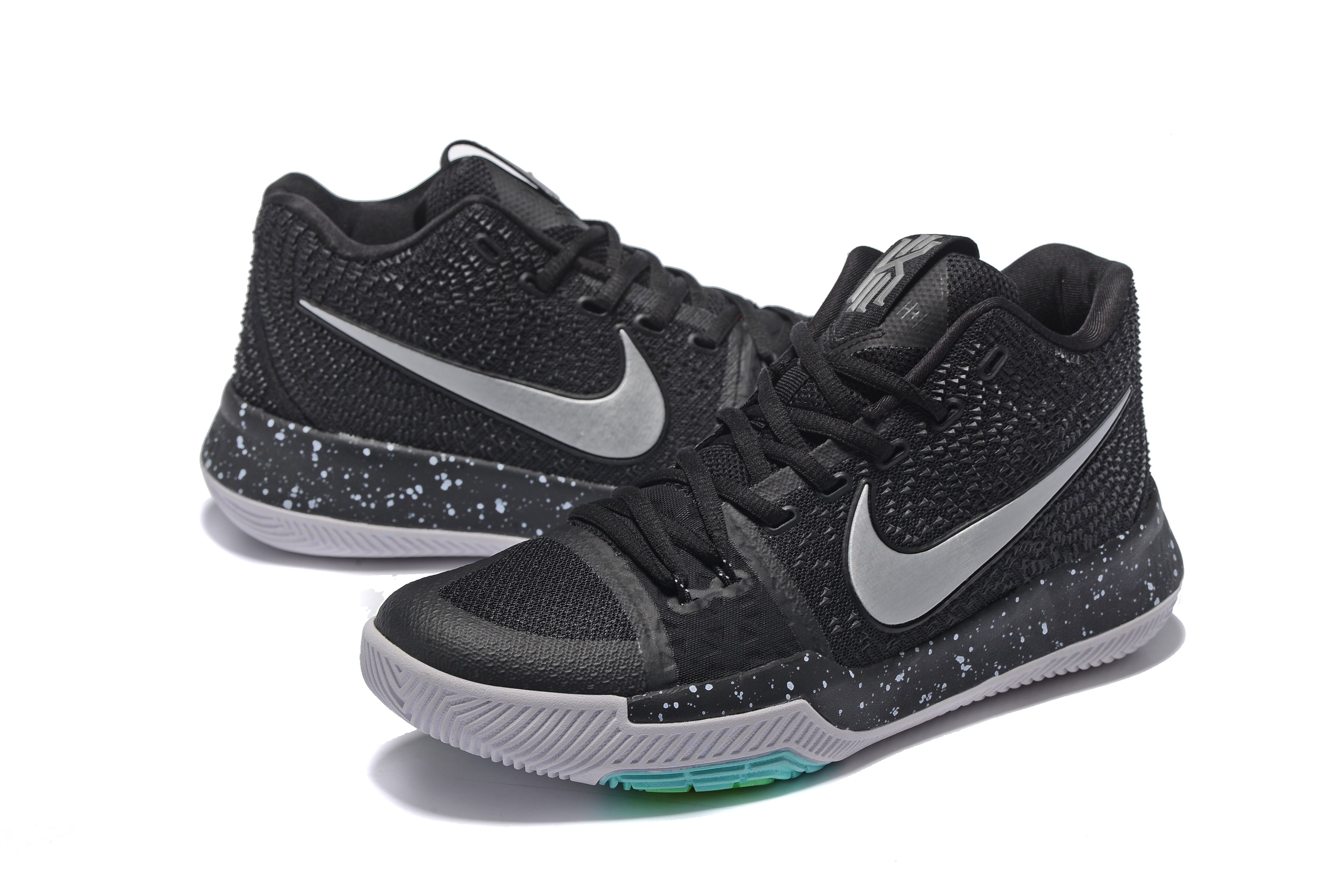 NIKE KYRIE 3 BASKETBALL SHOES