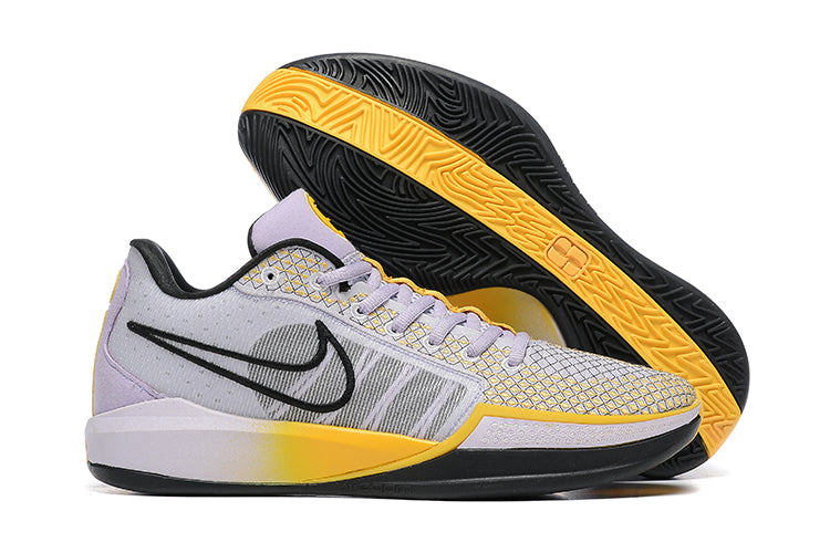 NIKE SABRINA 1
