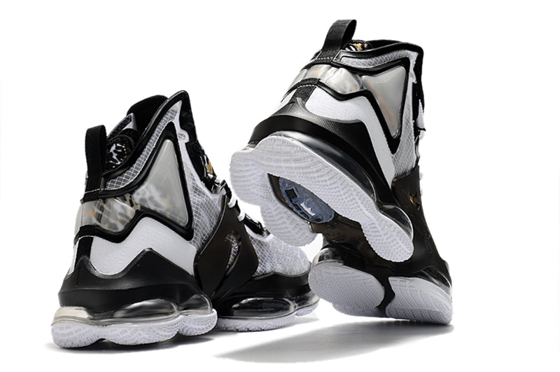 NIKE LEBRON 19 EP