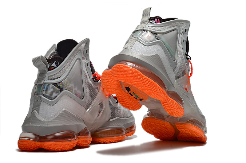 NIKE LEBRON 19 EP