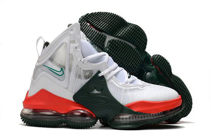 NIKE LEBRON 19 EP