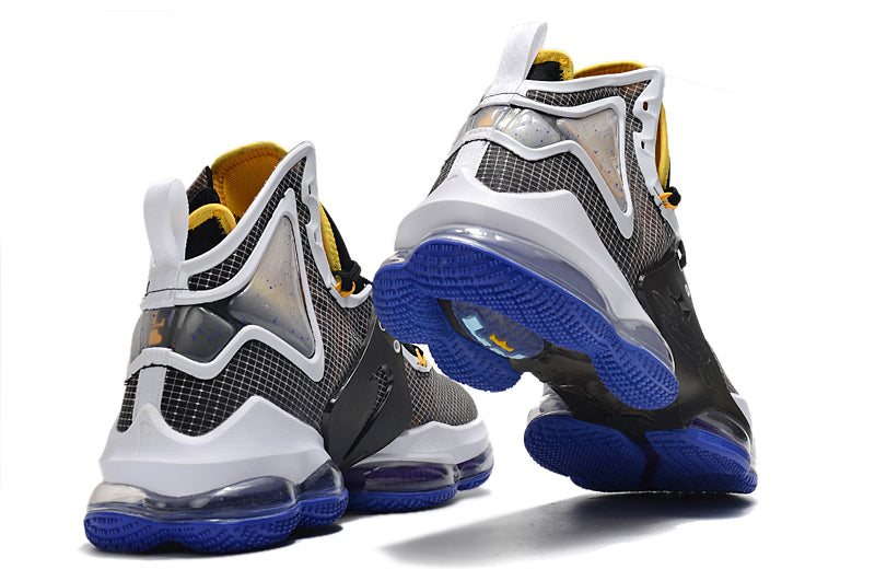 NIKE LEBRON 19 EP