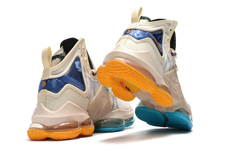NIKE LEBRON 19 EP