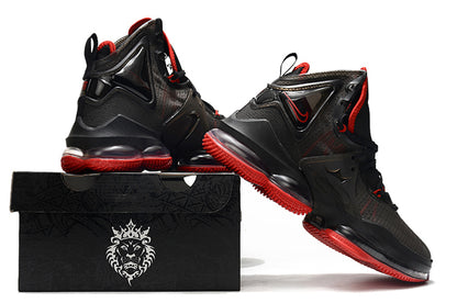 NIKE LEBRON 19 EP