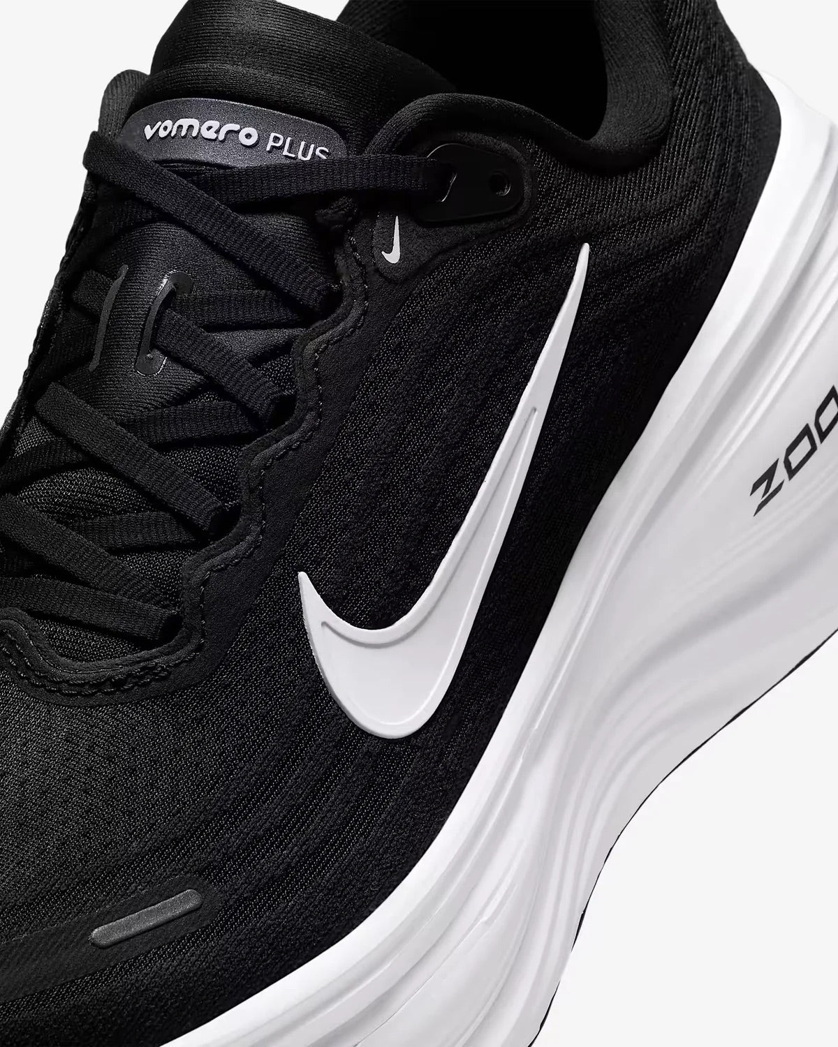 Nike Vomero Plus