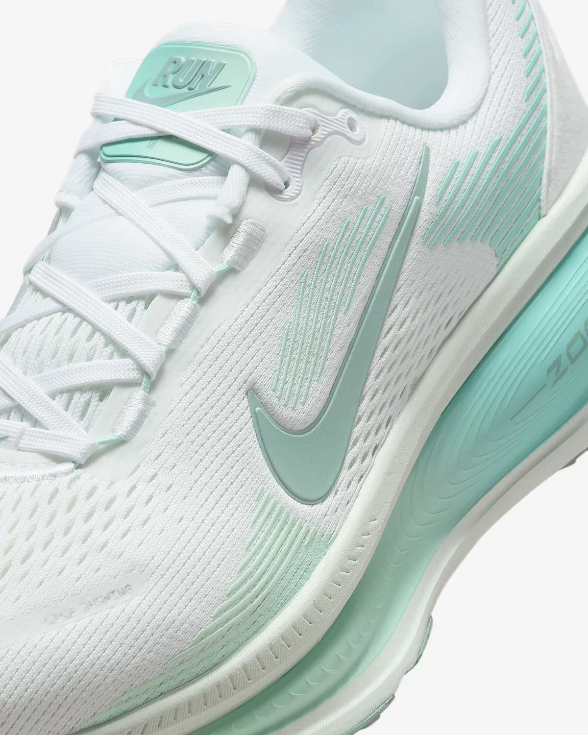 Nike Vomero 18