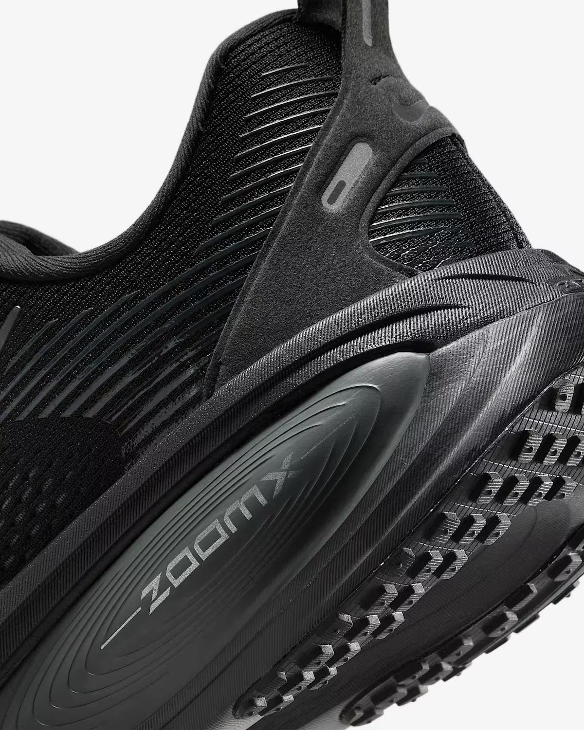 Nike Vomero 18