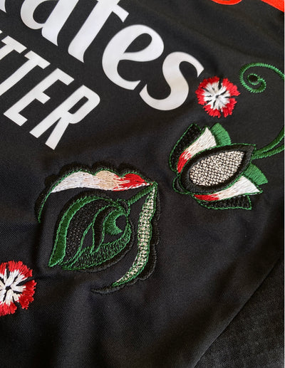 Floral embroidery on the arsenal