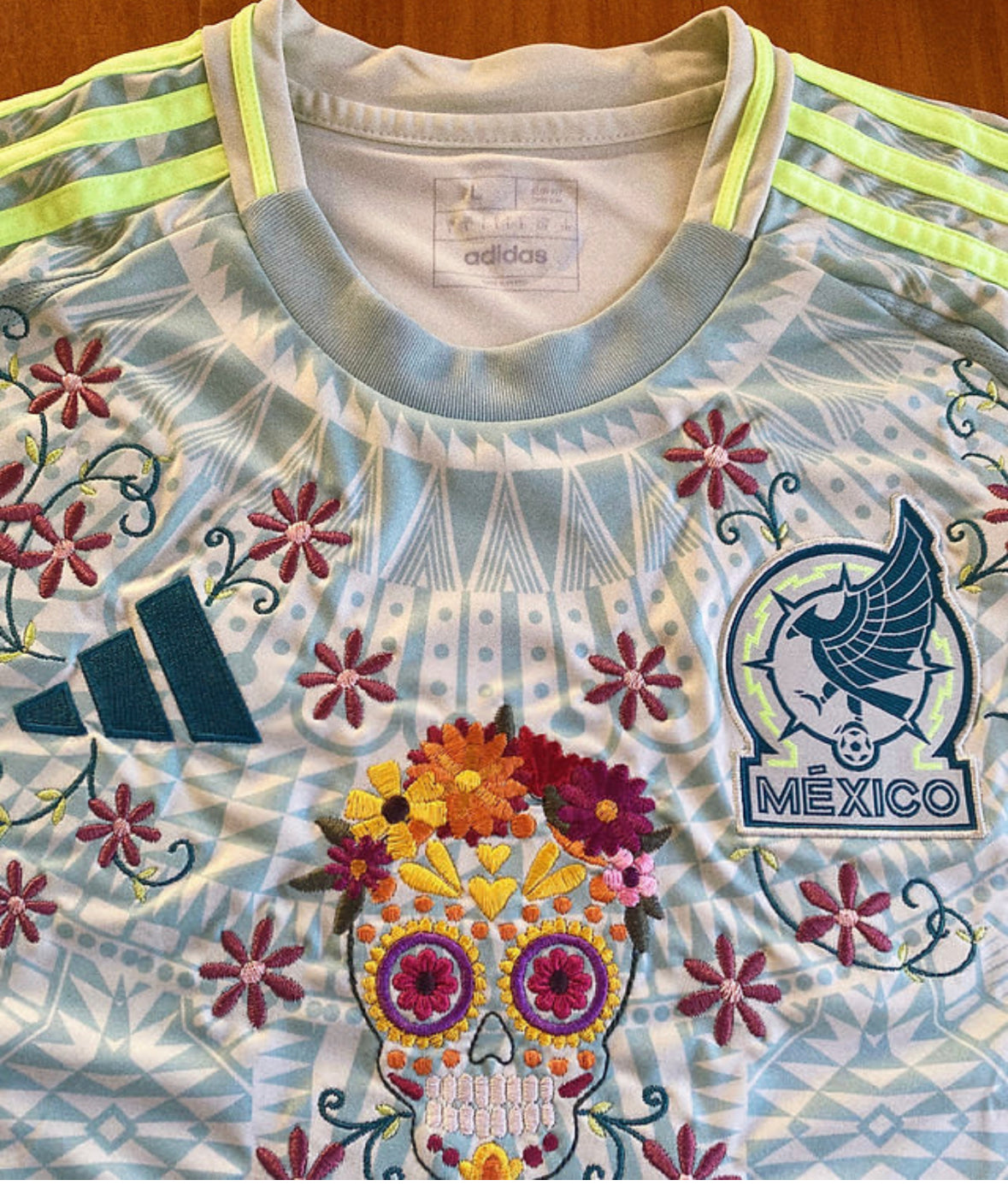 Floral embroidery on the Mexico