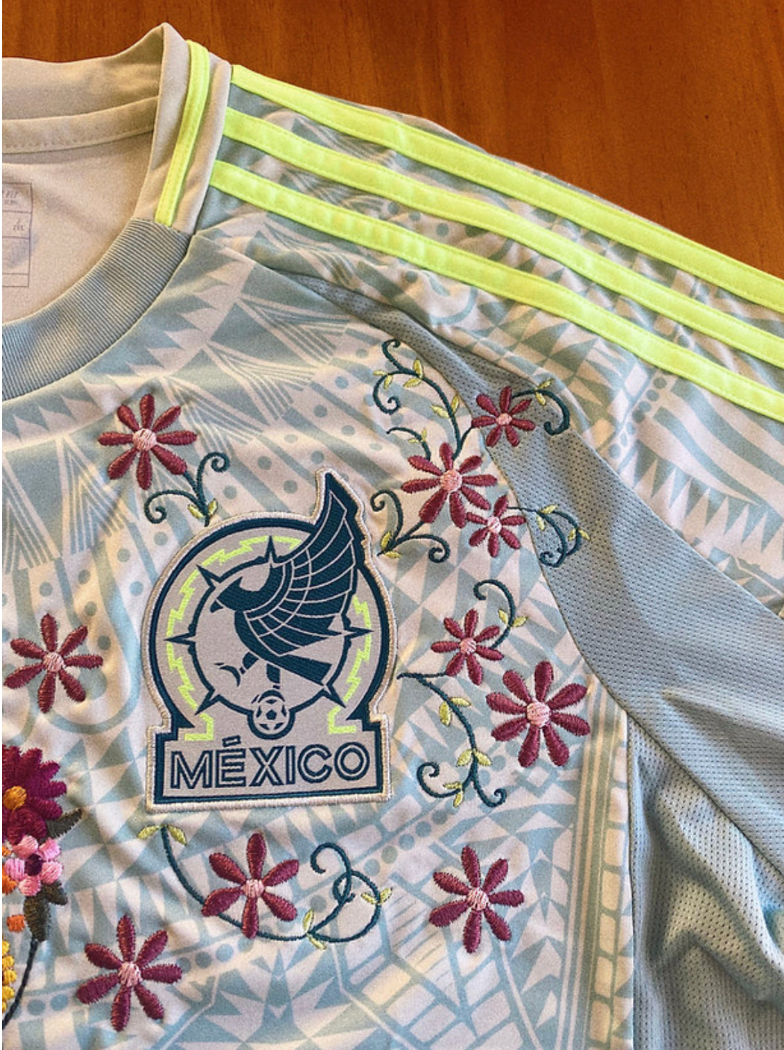 Floral embroidery on the Mexico