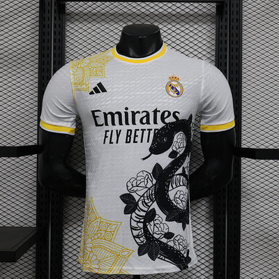 REAL MADRID SNAKE PLAYER VERSION JERSEY 2024/2025 tm