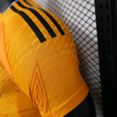 REAL MADRID AWAY ORANGE PLAYER VERSION 2024/2025 tm