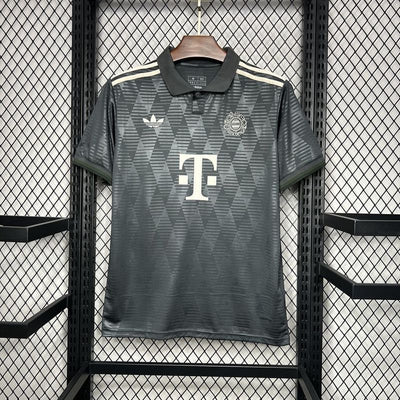 Bayern Oktoberfest Jersey fan 2024/2025 tm