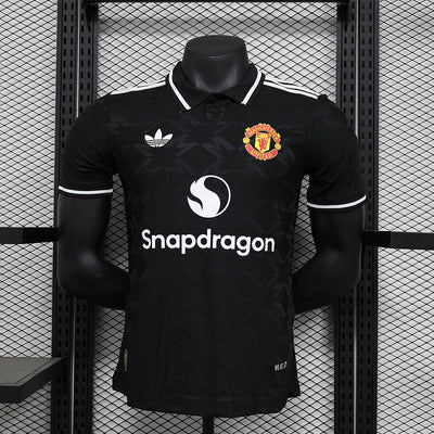 MANCHESTER UNITED BLACK SPECIAL PLAYER VERSION 2024/2025 tm