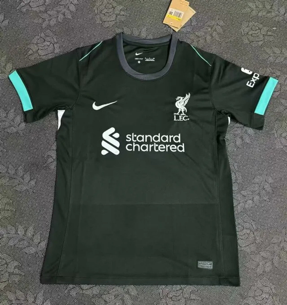 2024-2025 liverpool away shirt