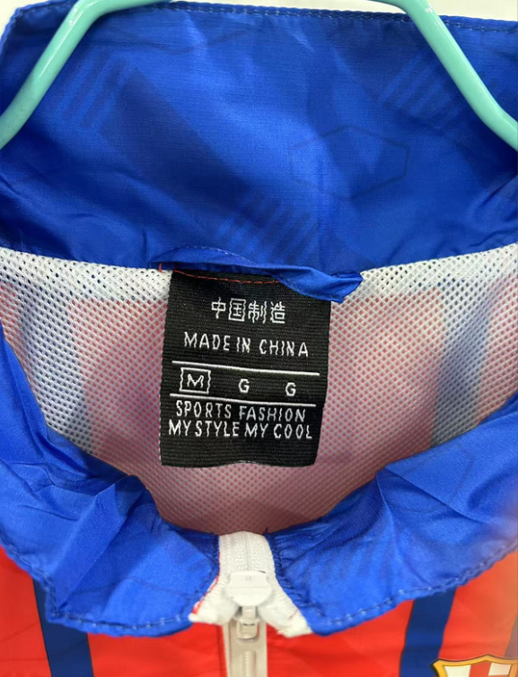 17-18 Barcelona retro windbreaker