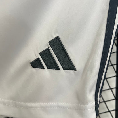 25-26 Bayern away shorts
