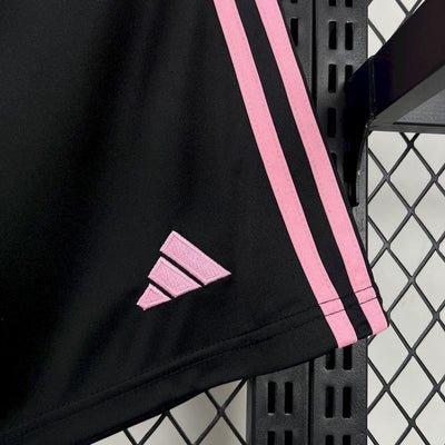 25-26 Juventus home shorts