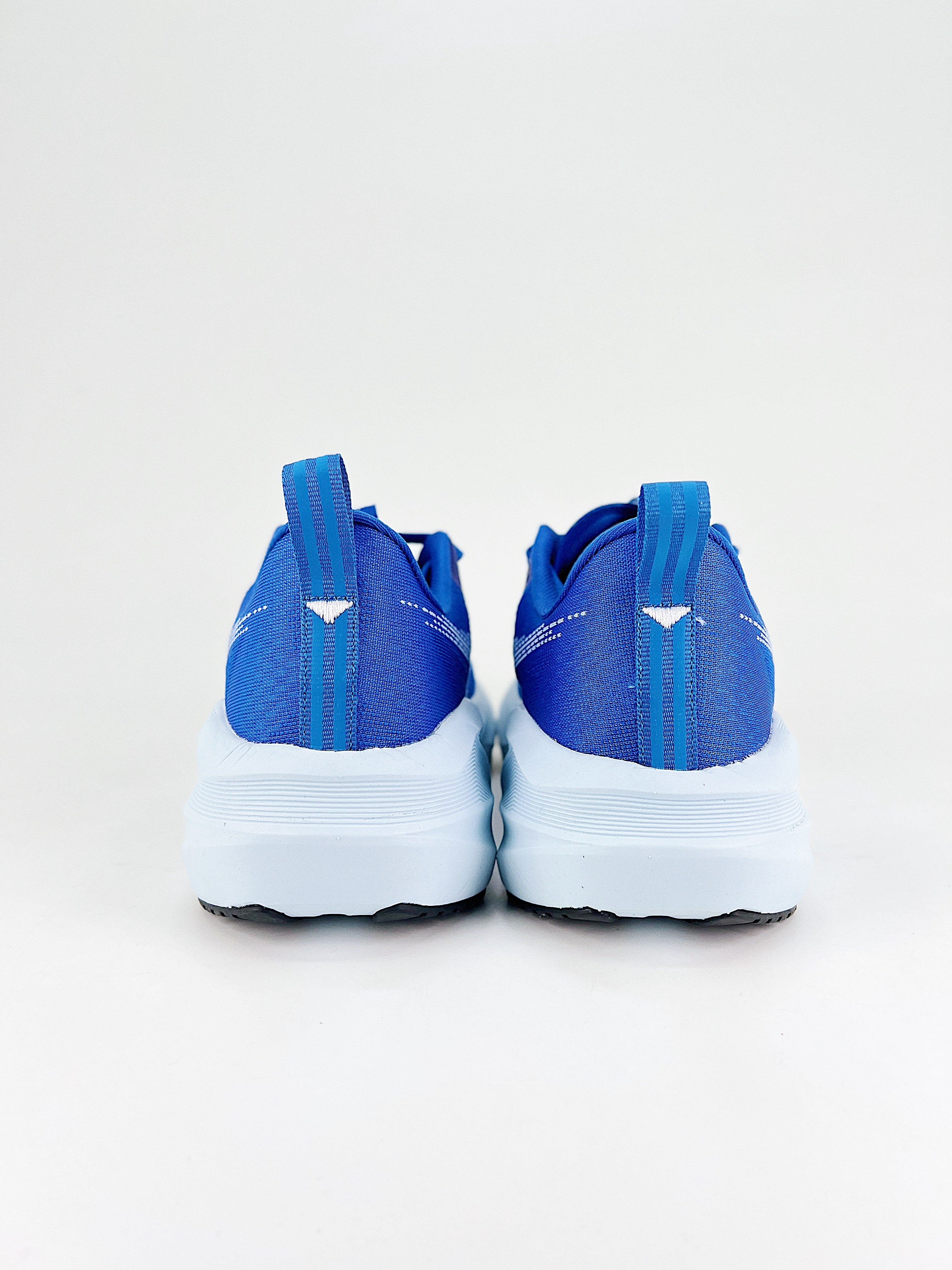 Asics novoblast 5 LE TM