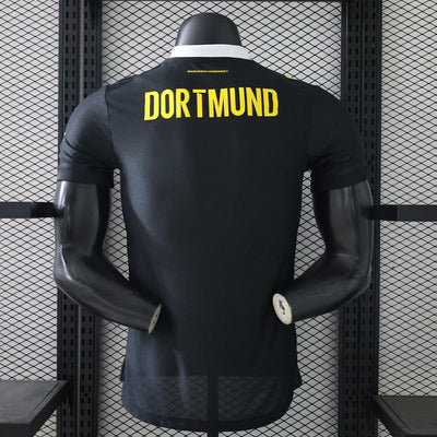 26-27 Dortmund Away