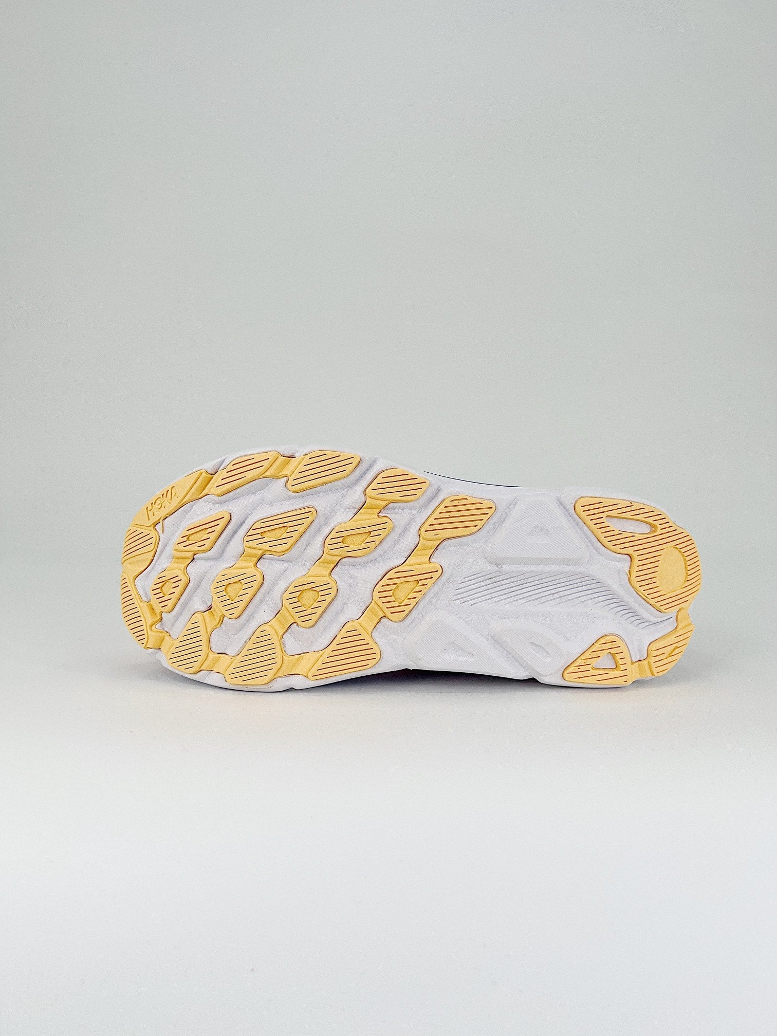HOKA ONE ONE CLIFTON 9 TM