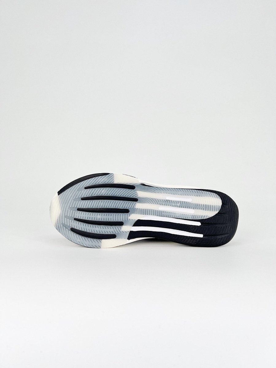 adidas supernova - Royal Feet 2025