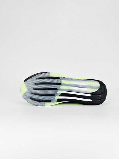 adidas Supernova - Royal Feet 2025