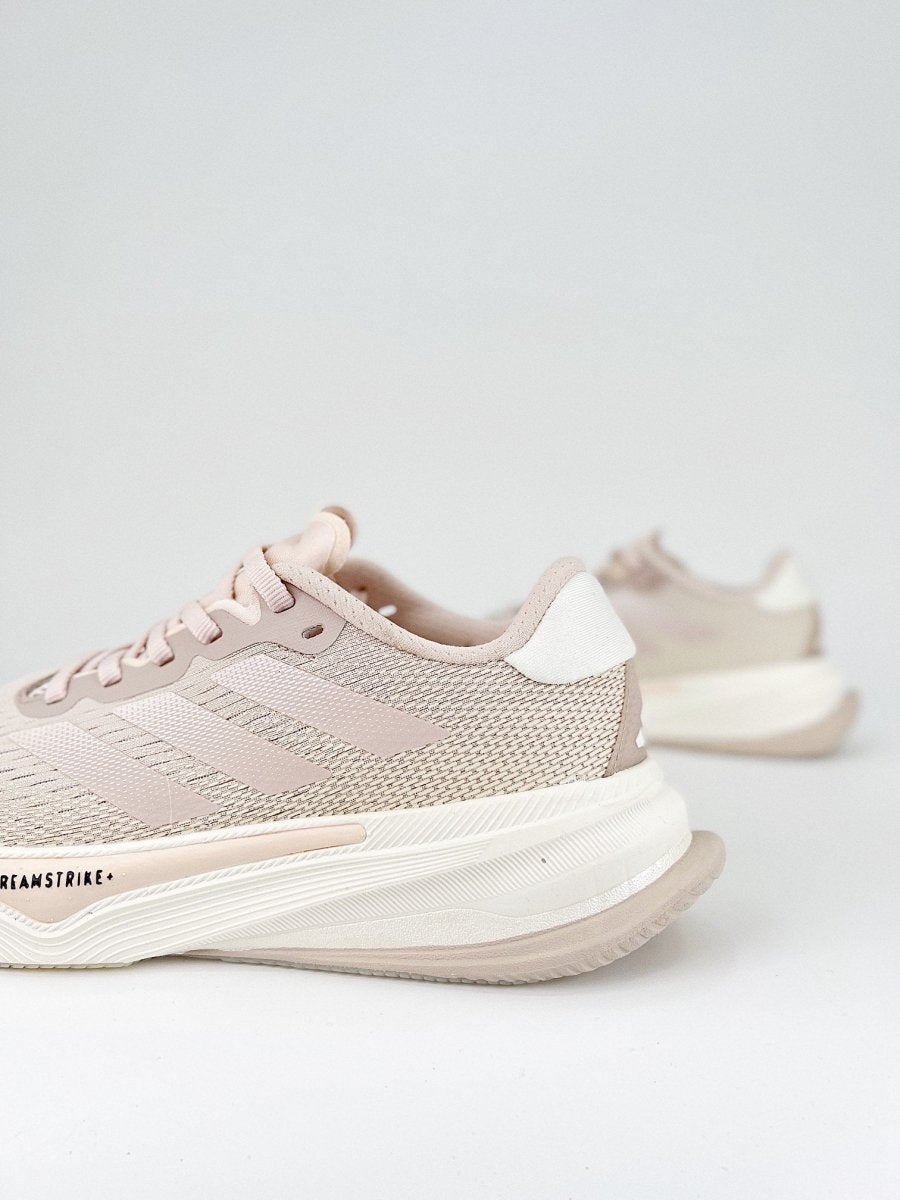 adidas Supernova - Royal Feet 2025