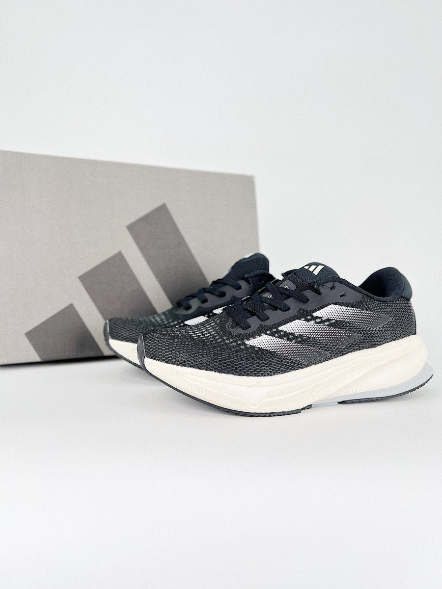 adidas Supernova - Royal Feet 2025
