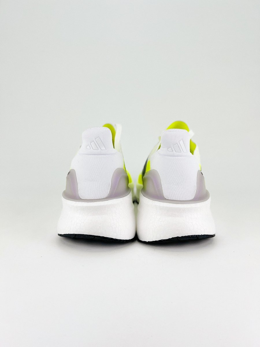 adidas ultaboost x5 - Royal Feet 2025
