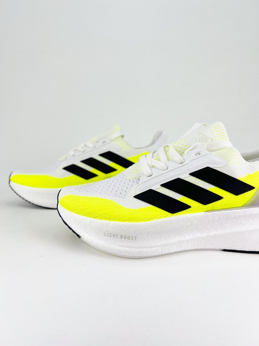 adidas ultaboost x5 - Royal Feet 2025