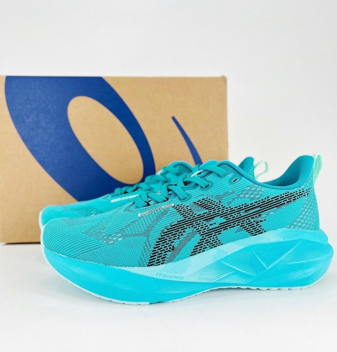 asics - Royal Feet 2025