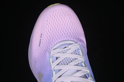 AIR ZOOM VOMERO 18