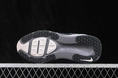 Nike Vomero 18