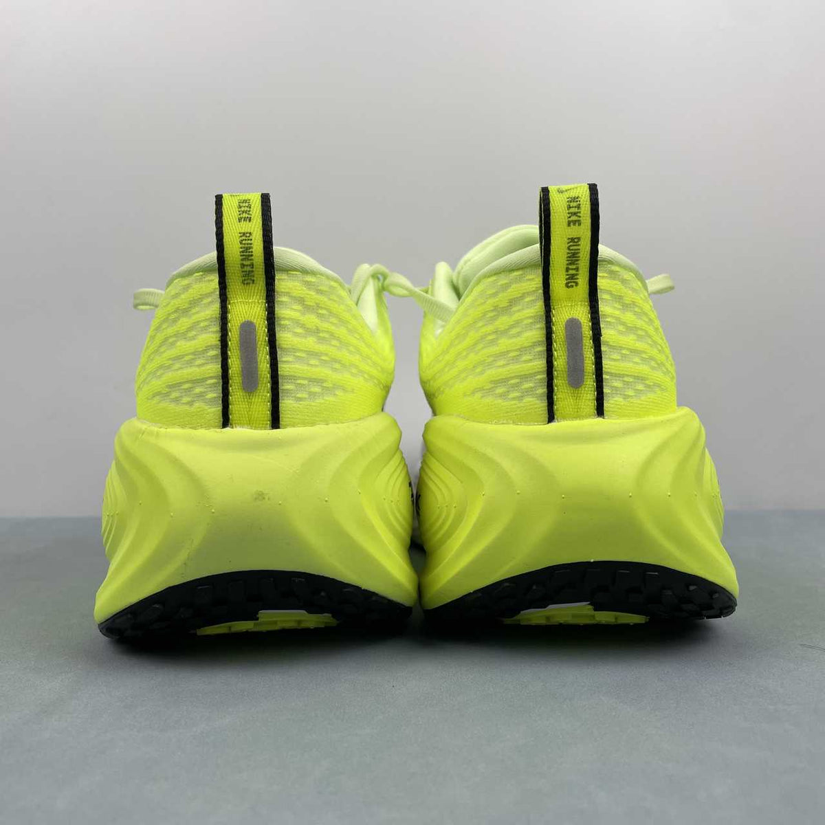 Nike Vomero Plus