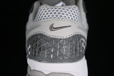 ZOOM VOMERO 5 LIGHT IRON ORE/METALLIC SILVER/PHOTON DUST/FLAT PEWTER/SUMMIT WHITE