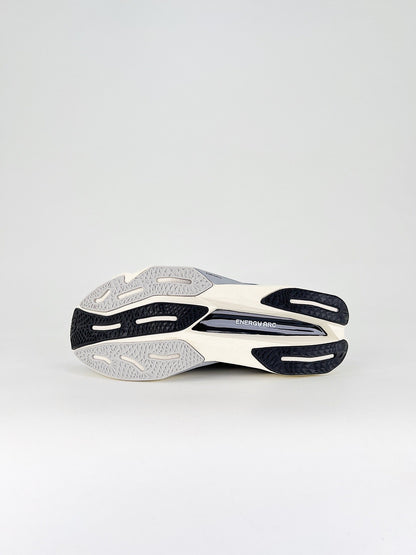 Stone Island x New Balance FuelCell TM